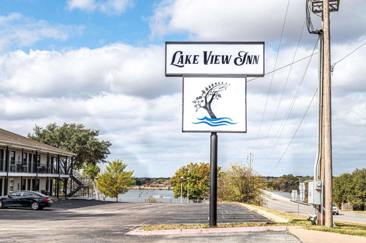 Lake View Inn غرانبوري المظهر الخارجي الصورة