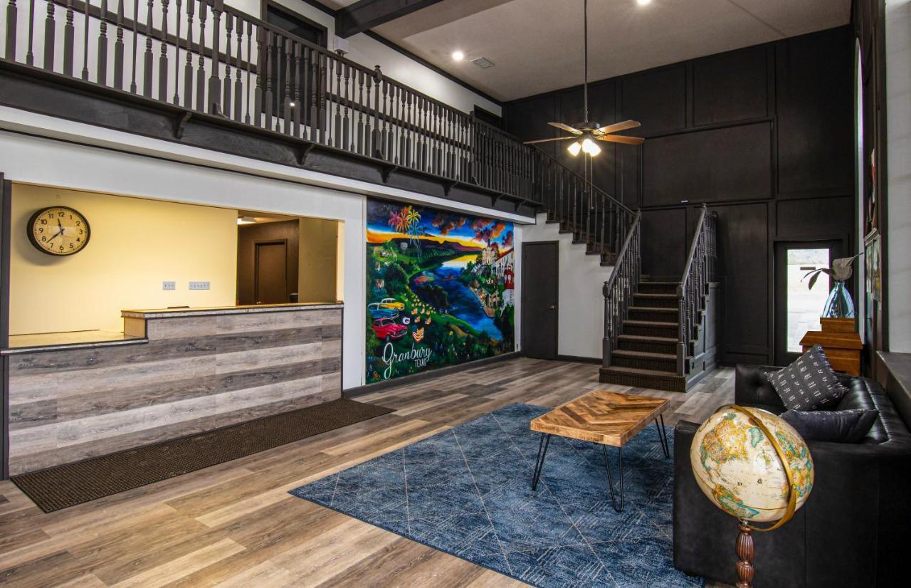 Lake View Inn غرانبوري المظهر الخارجي الصورة